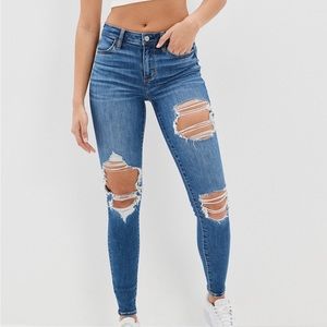 Distressed High-Waisted Skinny Jean
